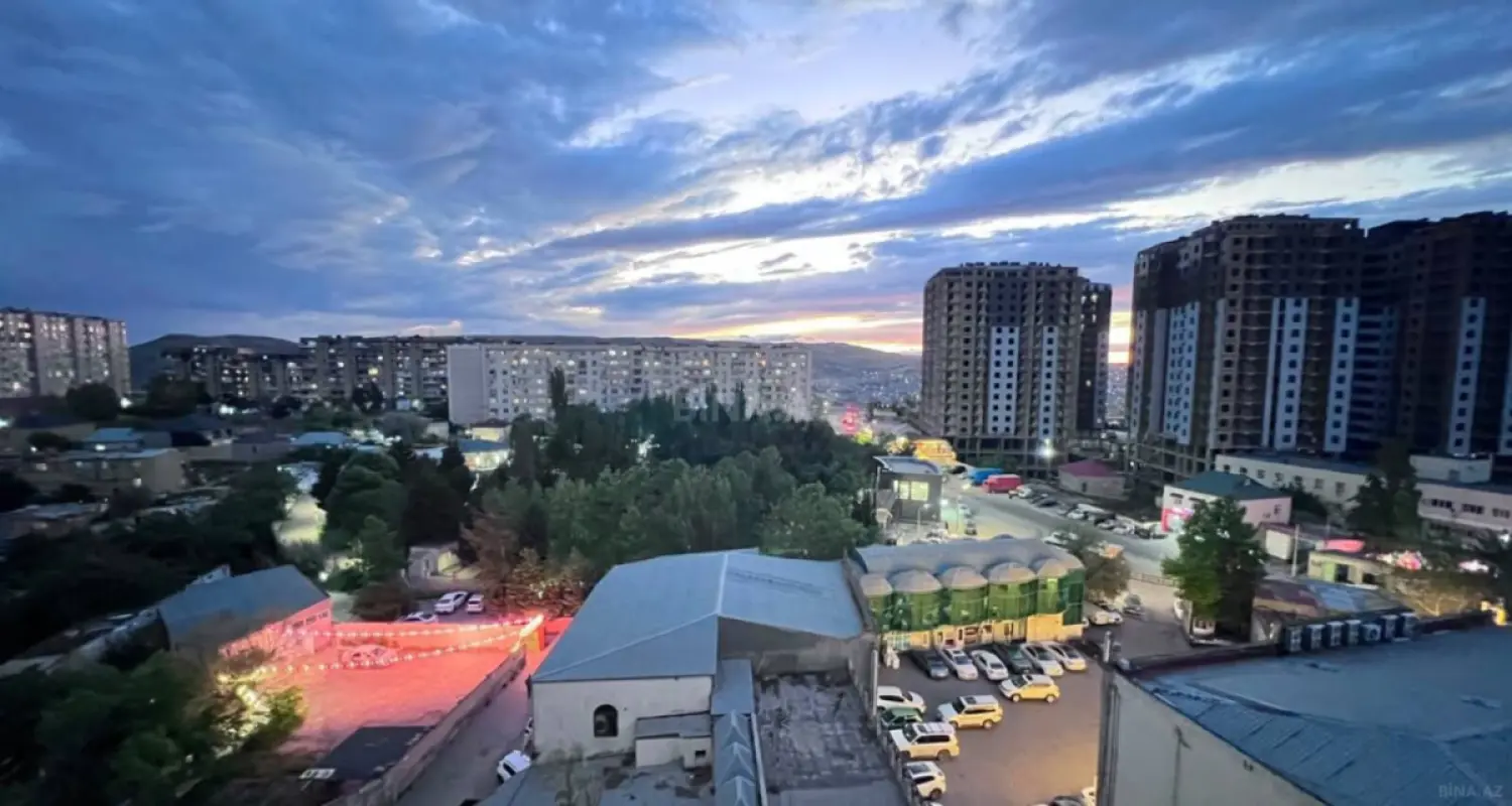 Satılır 3 otaqlı mənzil 120 m²