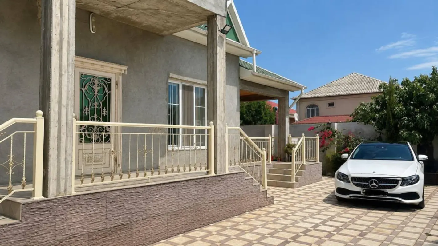 Kirayə verilir 3 otaqlı həyət evi 100 m²