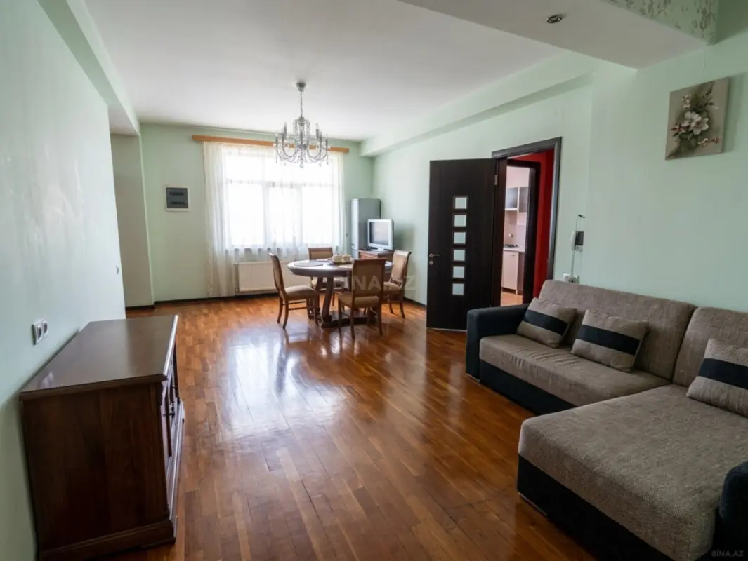 Kirayə verilir 2 otaqlı mənzil 55 m²