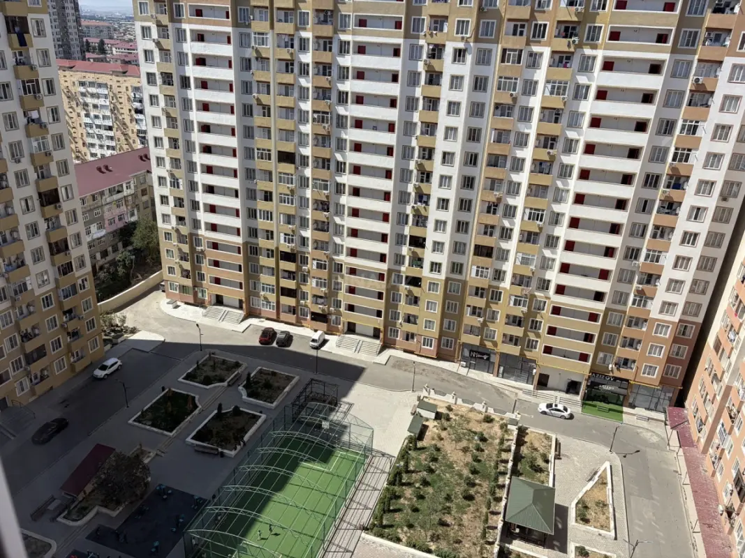 Satılır 3 otaqlı mənzil 102 m²
