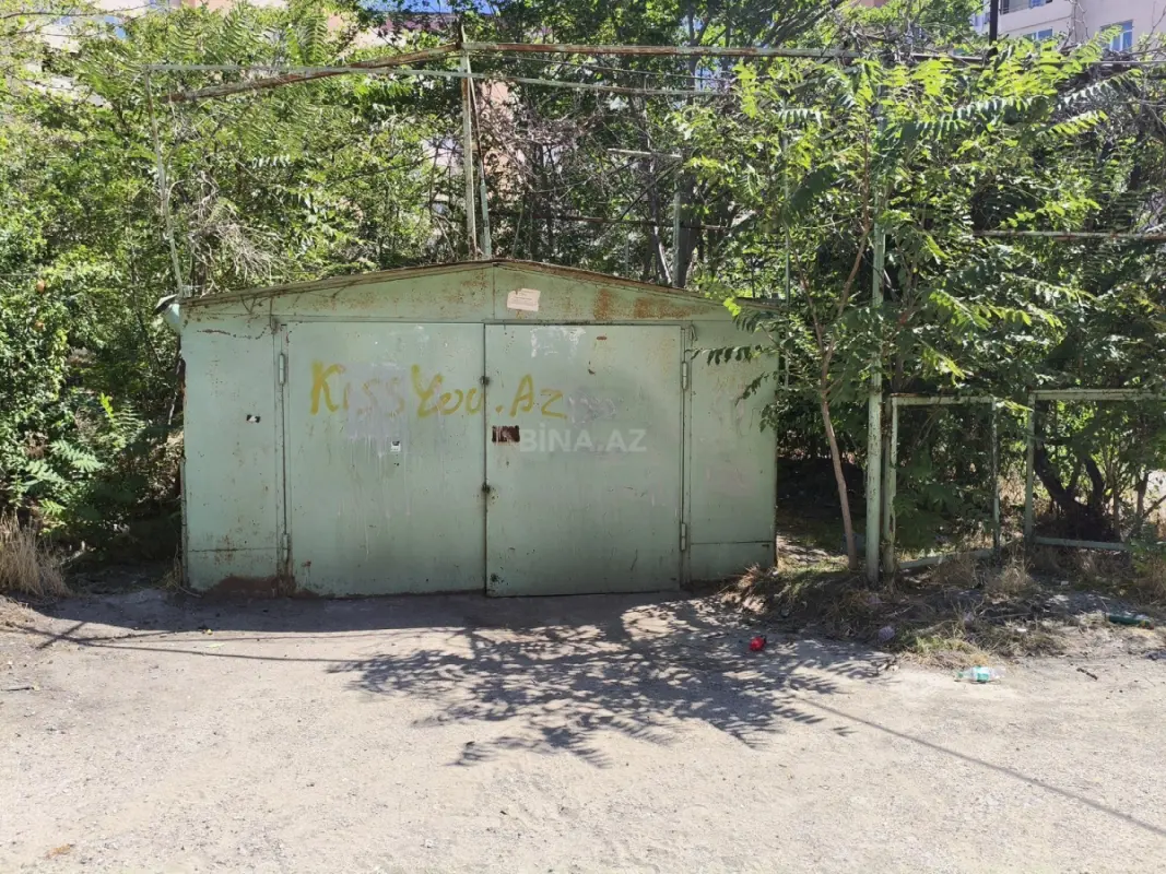 Satılır qaraj 24 m²