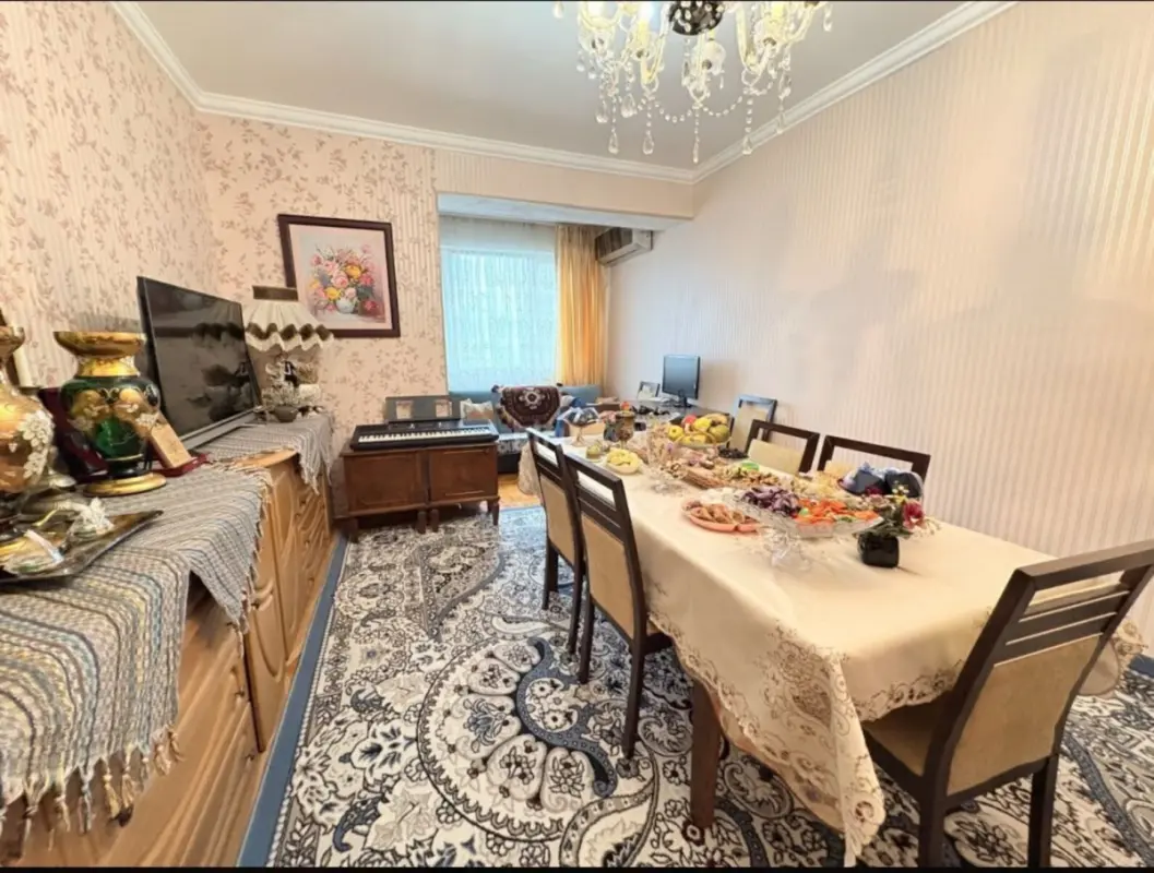 Satılır 3 otaqlı mənzil 82 m²