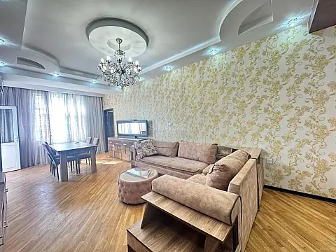 Satılır 3 otaqlı mənzil 100 m² — Bakı, Həzi Aslanov qəs. 3 otaq 100.00 m²
