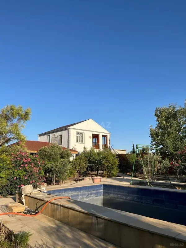 Kirayə verilir 4 otaqlı həyət evi 170 m²