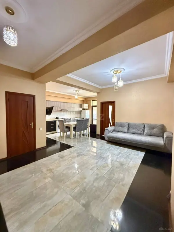 Satılır 2 otaqlı mənzil 67 m²