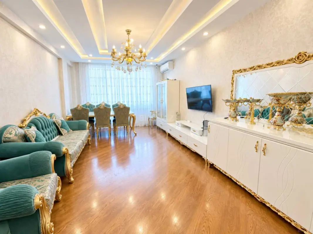 Satılır 3 otaqlı mənzil 127 m²