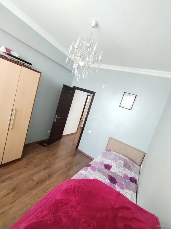 Satılır 3 otaqlı mənzil 70 m²