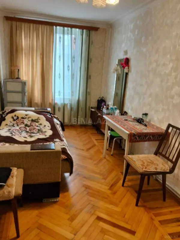 Satılır 3 otaqlı mənzil 70 m²