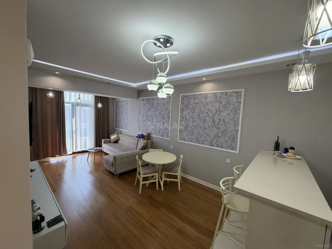 Satılır 2 otaqlı mənzil 66 m²
