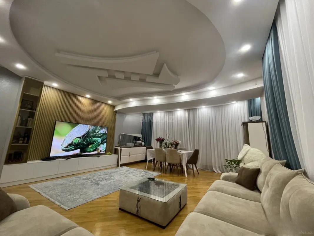 Satılır 3 otaqlı mənzil 95 m²