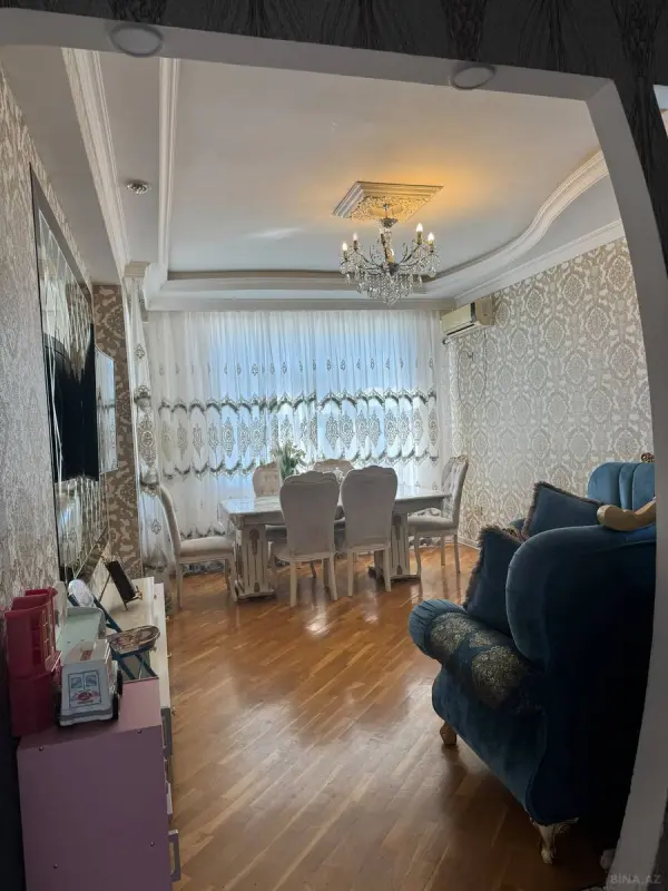 Kirayə verilir 3 otaqlı mənzil 110 m²