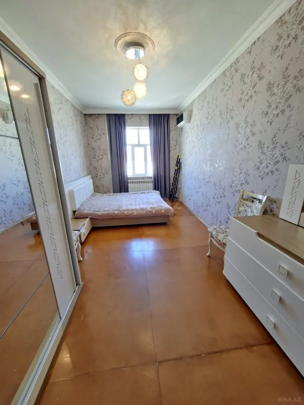Satılır 1 otaqlı mənzil 55 m²