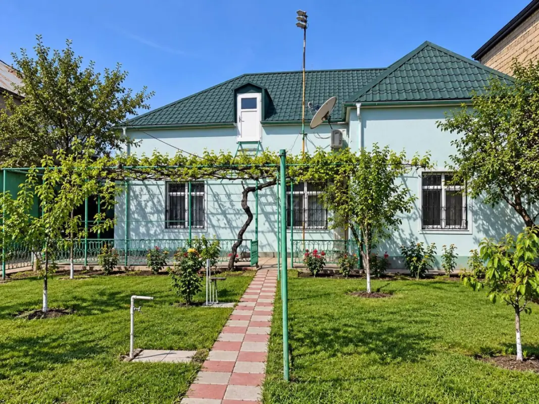 Satılır 4 otaqlı həyət evi 120 m²