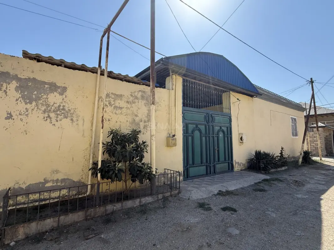 Satılır 3 otaqlı həyət evi 110 m²