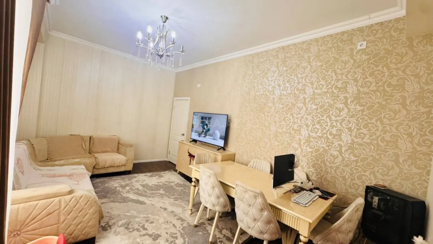 Satılır 2 otaqlı mənzil 70 m²