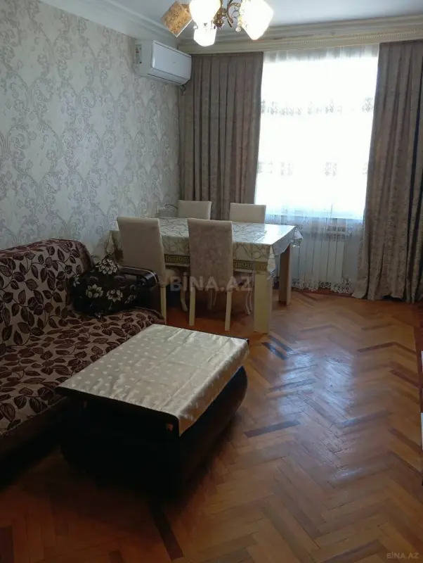 Kirayə verilir 2 otaqlı mənzil 60 m²