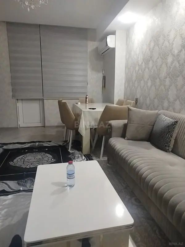 Kirayə verilir 2 otaqlı mənzil 58 m²