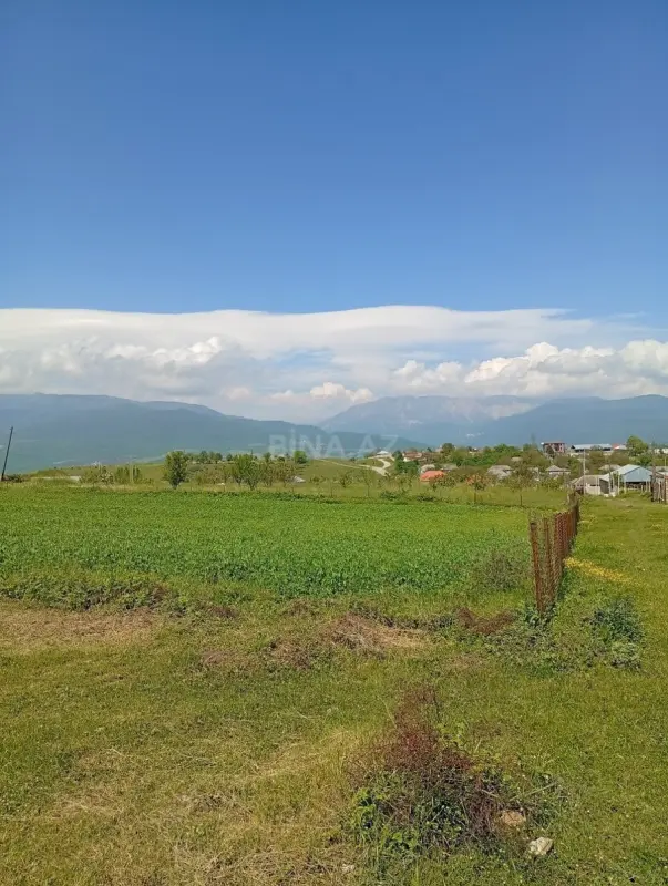 Satılır torpaq sahəsi 12 m²