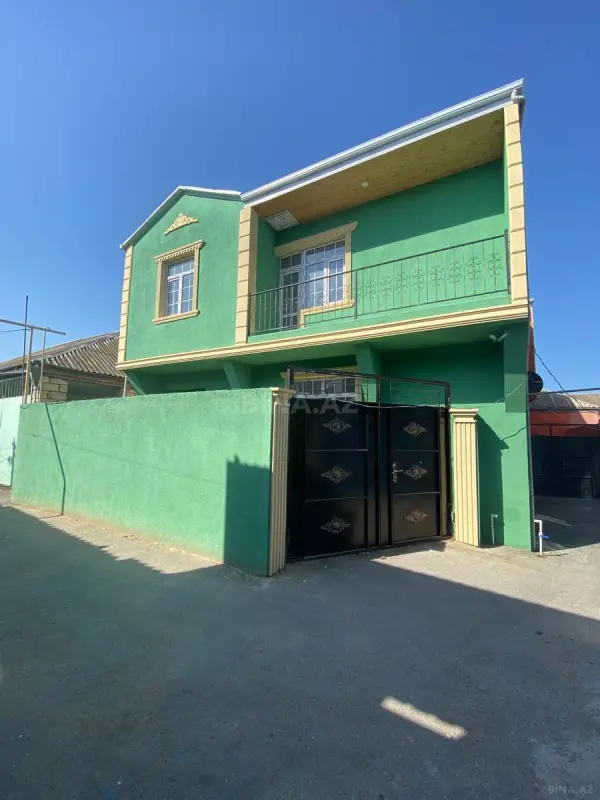 Satılır 4 otaqlı həyət evi 120 m²