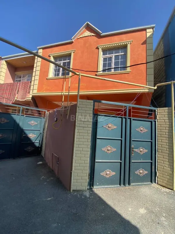 Satılır 4 otaqlı həyət evi 120 m²