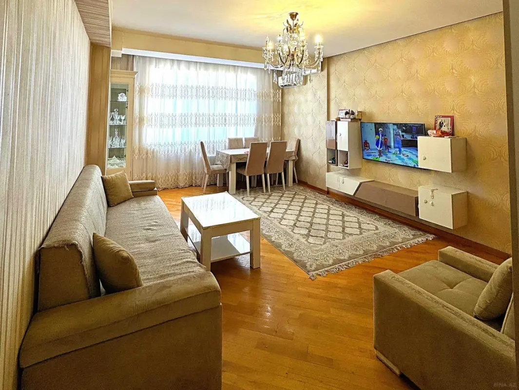 Satılır 2 otaqlı mənzil 70 m²