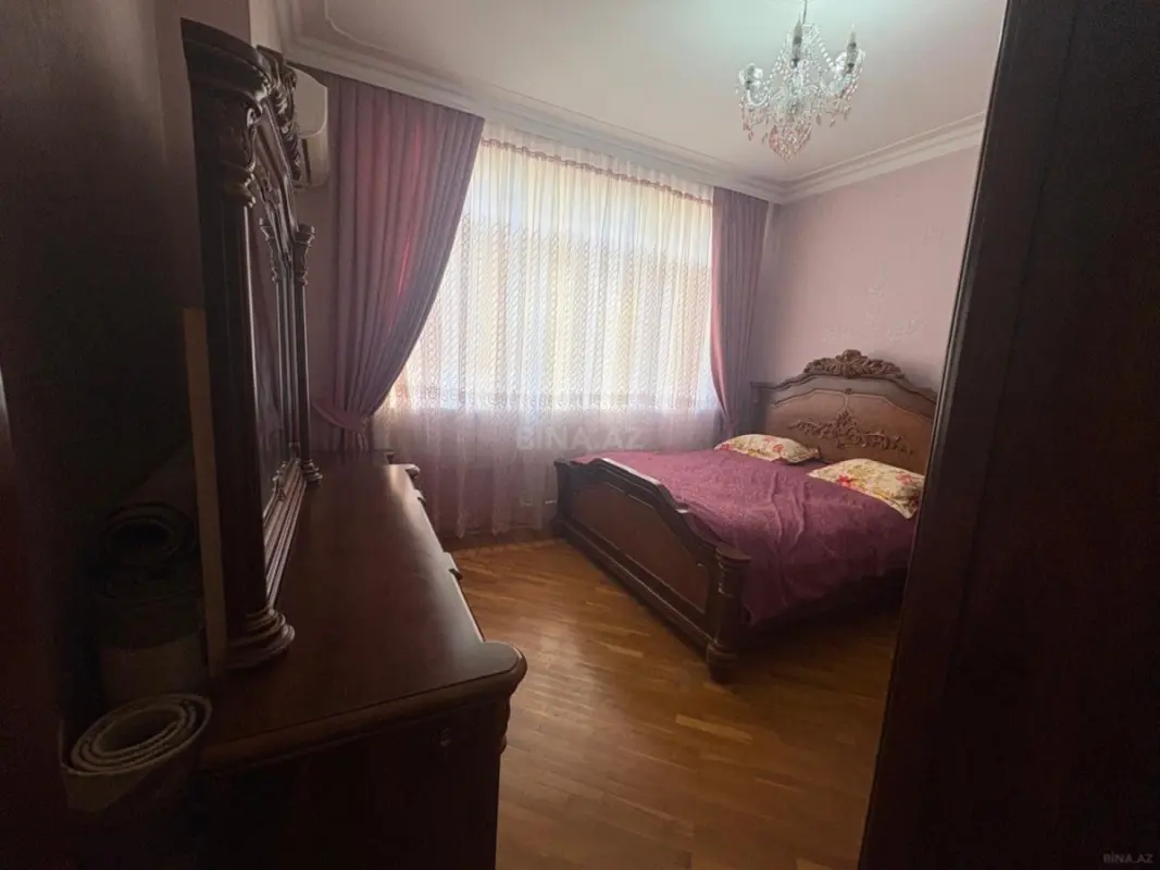Kirayə verilir 3 otaqlı mənzil 120 m²