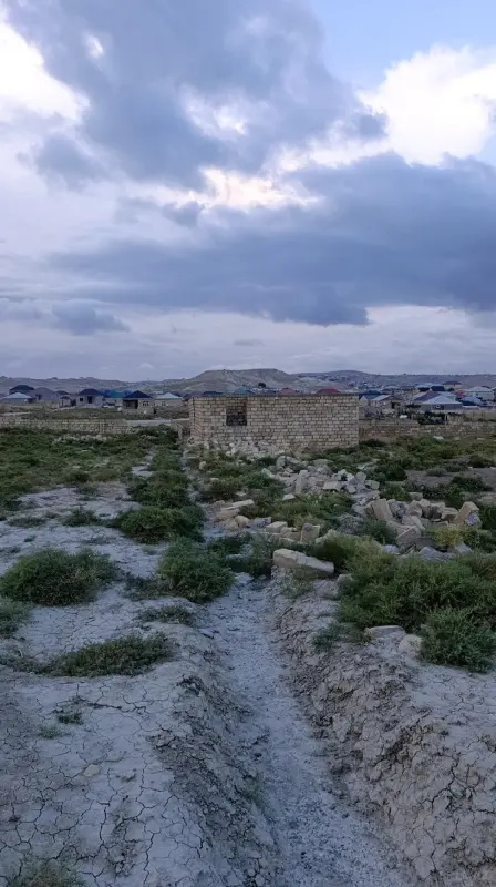 Satılır torpaq sahəsi 15 m²