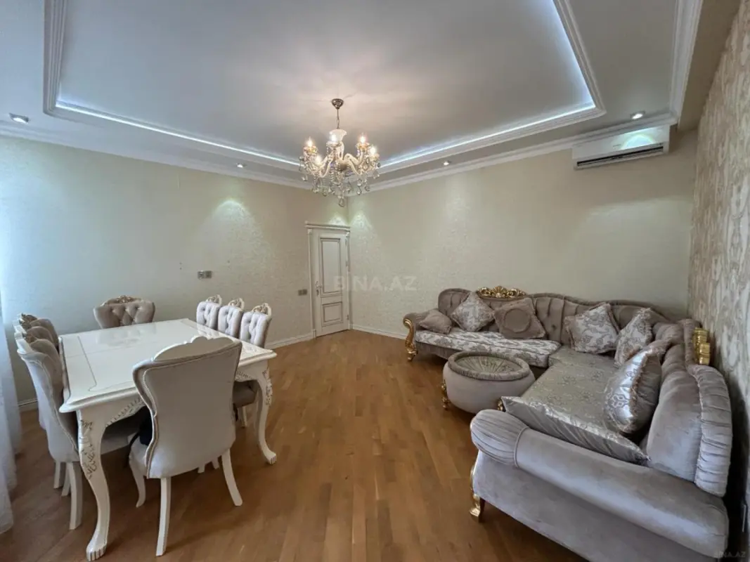 Kirayə verilir 2 otaqlı mənzil 79 m²