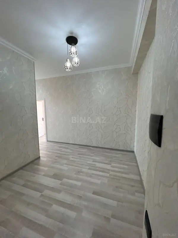 Satılır 2 otaqlı mənzil 85 m²