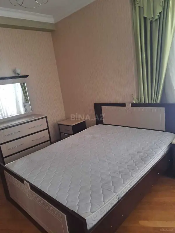 Kirayə verilir 3 otaqlı mənzil 125 m²