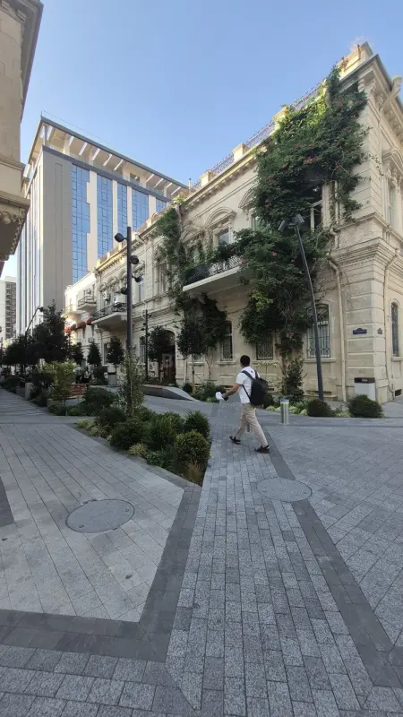Satılır 1 otaqlı mənzil 30 m²