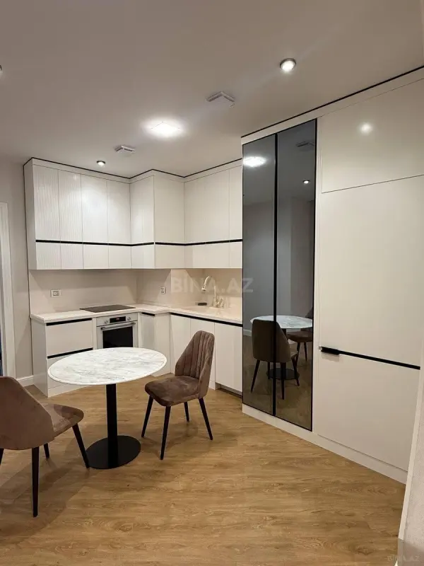 Kirayə verilir 3 otaqlı mənzil 100 m²