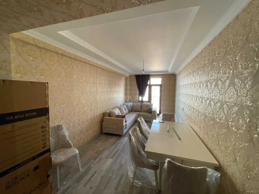 Kirayə verilir 2 otaqlı mənzil 84 m²