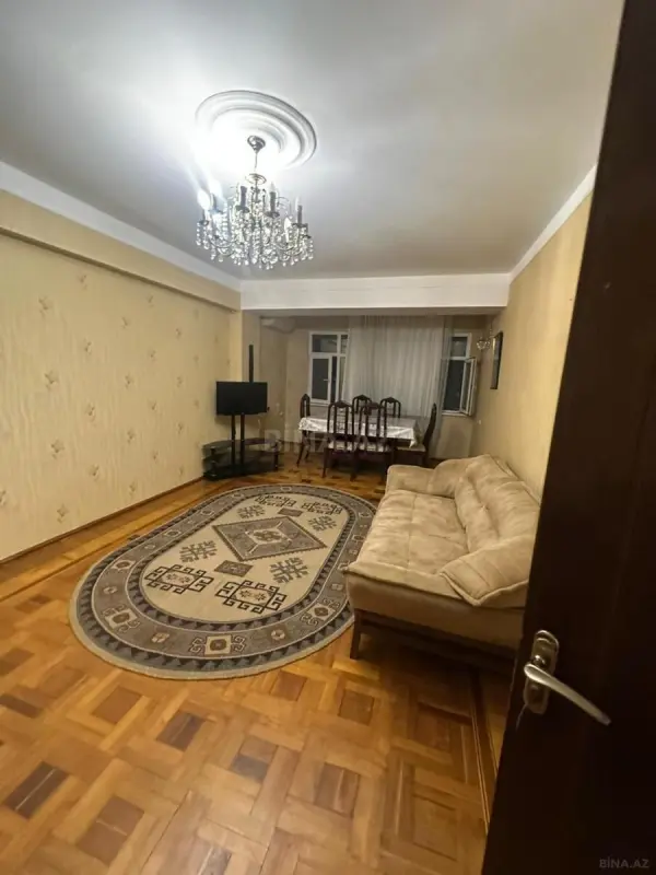 Kirayə verilir 3 otaqlı mənzil 100 m²