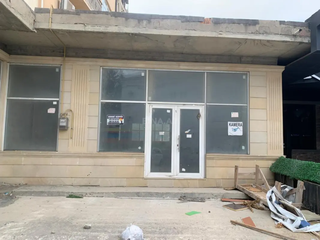 Satılır obyekt 440 m²
