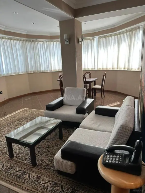 Satılır 3 otaqlı mənzil 100 m²