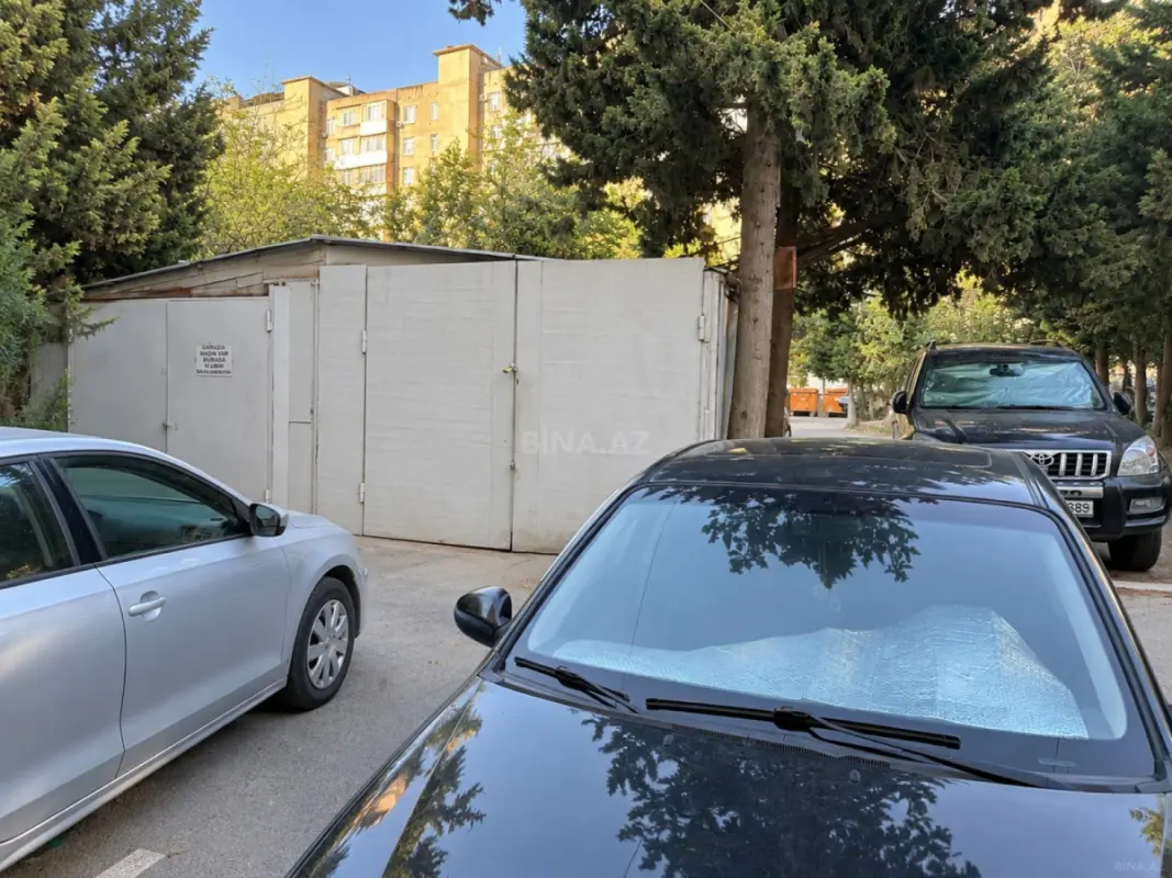 Satılır 5 otaqlı mənzil 104 m²