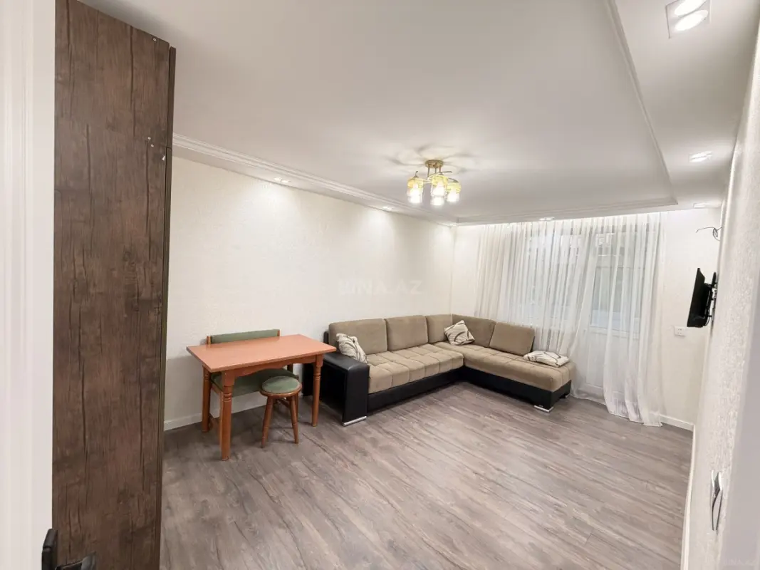 Kirayə verilir 1 otaqlı mənzil 45 m²
