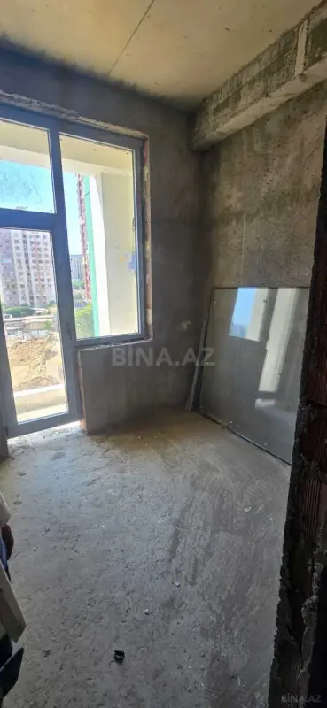 Satılır 3 otaqlı mənzil 106 m²