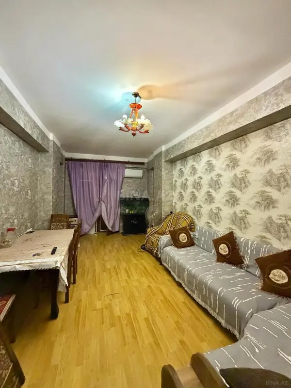 Satılır 2 otaqlı mənzil 71 m²