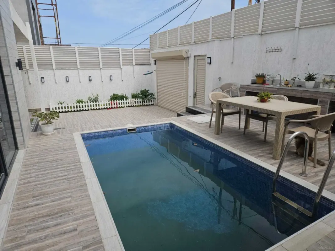 Kirayə verilir 4 otaqlı həyət evi 170 m²
