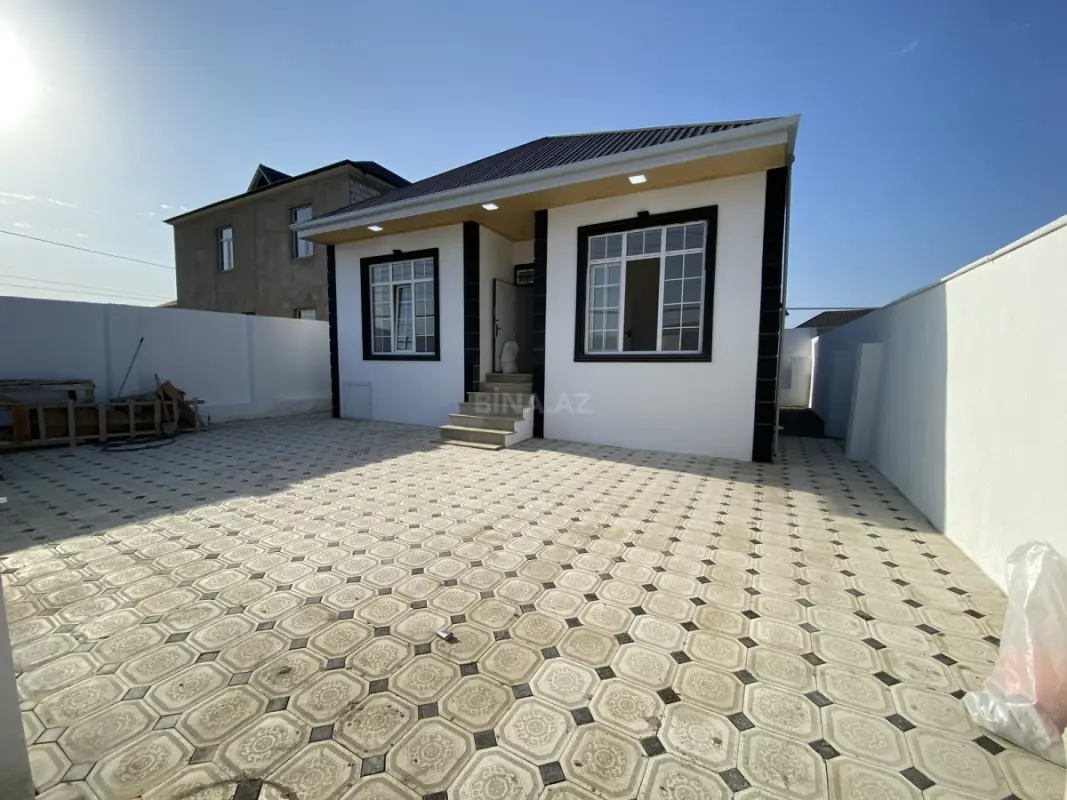 Satılır 3 otaqlı həyət evi 100 m²