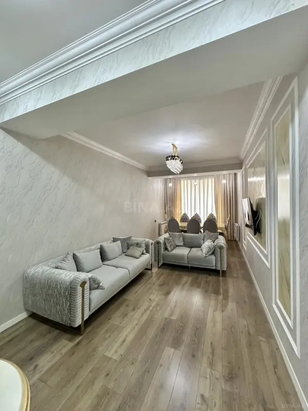 Satılır 3 otaqlı mənzil 120 m²