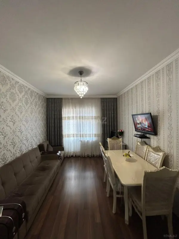 Satılır 4 otaqlı mənzil 110 m²