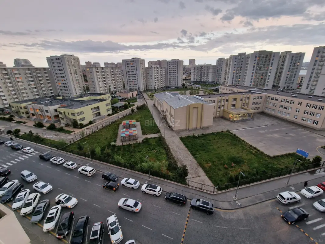 Kirayə verilir 2 otaqlı mənzil 62 m²