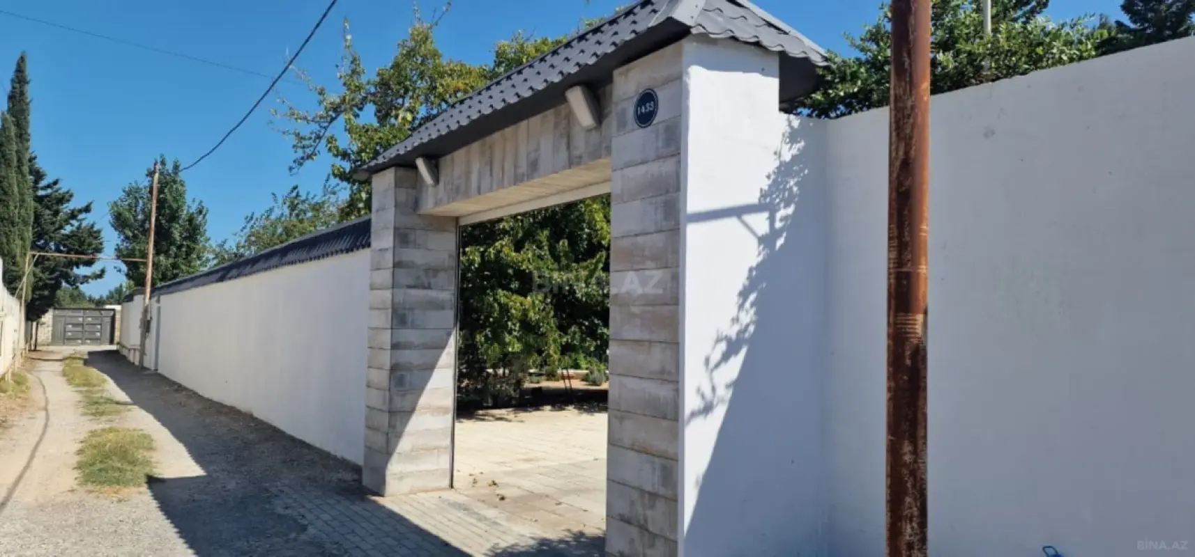 Satılır 7 otaqlı həyət evi 300 m²