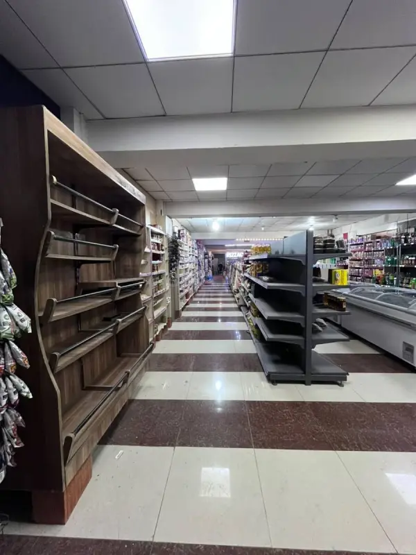 Satılır obyekt 360 m²