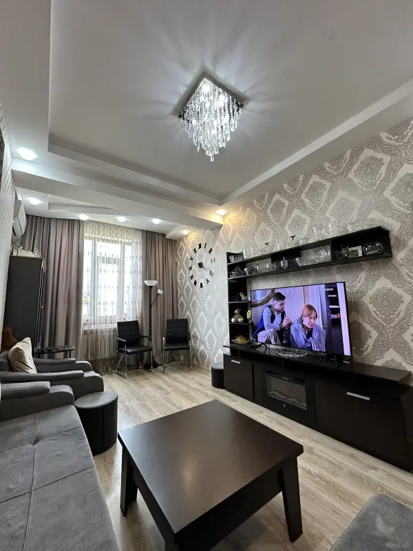 Satılır 3 otaqlı mənzil 86 m²