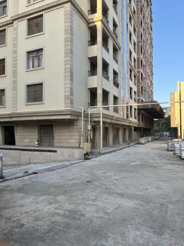Kirayə verilir 2 otaqlı mənzil 100 m²