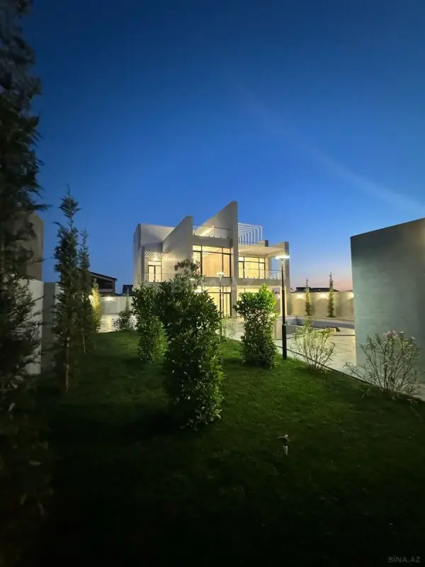 Satılır 7 otaqlı həyət evi 410 m²